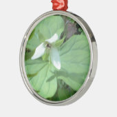 Ornement Rond Argenté trillium blanc avec verdure (Gauche)