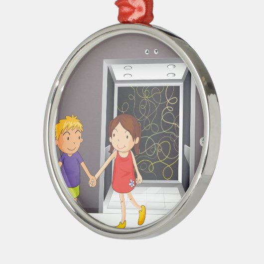 Ornement Rond Argenté Une fille et un garçon tenant des mains (Gauche)