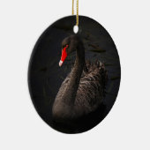 Ornement Rond En Céramique Beau cygne noir avec un bec rouge vif (Droite)