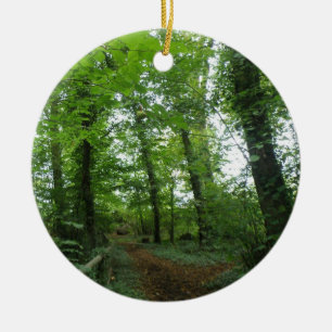 Ornement Rond En Céramique Chemin à travers l'ornement de la forêt verte