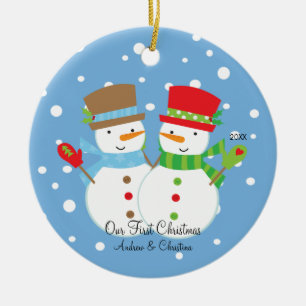 Ornement Rond En Céramique Couples de bonhomme de neige notre premier
