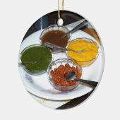 Ornement Rond En Céramique Différentes épices indiennes dans des cuvettes (Gauche)