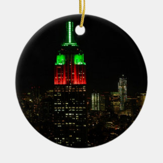 Ornement Rond En Céramique Emp St Bldg Couleurs de Noël la nuit 01