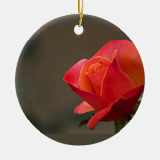 Ornement Rond En Céramique Fleur rouge et rouge
