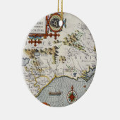 Ornement Rond En Céramique La Caroline du Nord, intitulée 'article de (Droite)