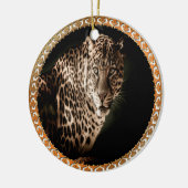 Ornement Rond En Céramique léopard tacheté brun jaunâtre qui vous regarde (Gauche)
