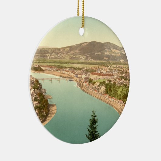 Ornement Rond En Céramique Linz en Autriche (Droite)