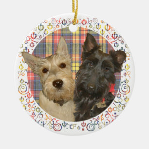 Ornement Rond En Céramique Scotties roux et noirs sur tartan