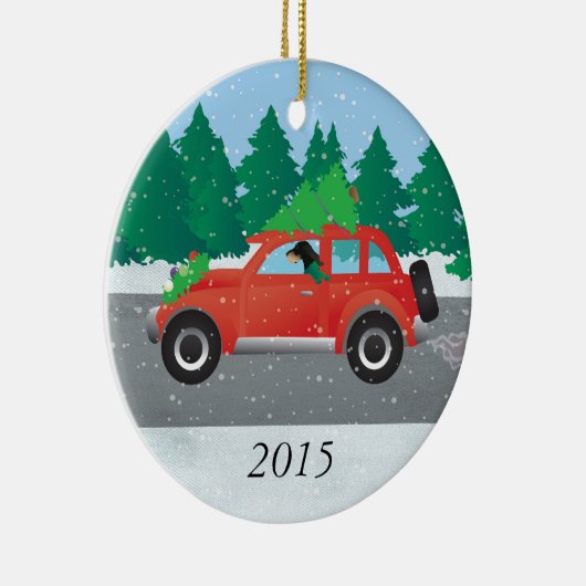 Ornement Rond En Céramique Voiture de Noël Noir et Tan Coonhound (Droite)