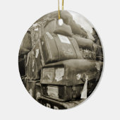 ORNEMENT ROND EN CÉRAMIQUE WAGON SUITCASE 1890 (Gauche)