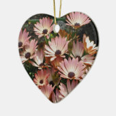 Ornement rose de fleur de marguerites africaines (Gauche)