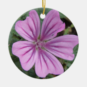 Ornements de fleur sauvage violette