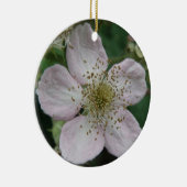 Ornements de macro à fleur de Blackberry (Droite)