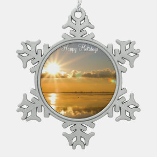 Ornements de Noël en hiver avec plage d'hiver