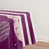 Ornements de Noël sur nappes de prune (In Situ)