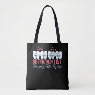 Orthodontist brengt Teeth Together Cute Braces Draagtas