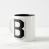 Orthographiez-le tasse de café noir de la lettre (Devant gauche)