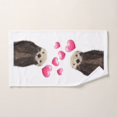 Otter mignonne avec Coeurs d'Amour Rose (Serviette à main)