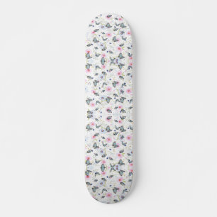 Oud aquarel blauw vlinder & roze bloemen skateboard