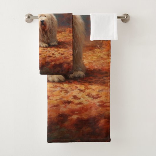 Oud Engels herdershond in herfstbladeren Herfst In Bad Handdoek (Insitu)