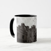 Oud Engelse kasteel. Mok (Voorkant links)