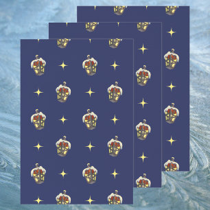 Oud kerstpatroon met een lantaarn op blauw inpakpapier vel