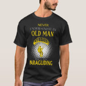 Oud Man dat van PARAGLIDING houdt T-shirt (Voorkant)