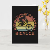 Oud Man op een fiets Opa Fietsen Kaart (Gele Bloem)