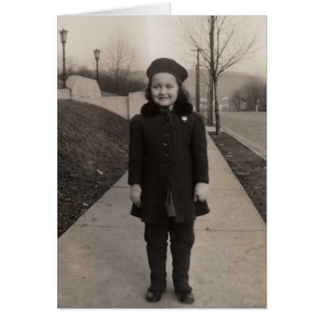 Oud ouderwets meisje klaar voor school (Voorkant)