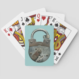 Oud slot en sleutel pokerkaarten