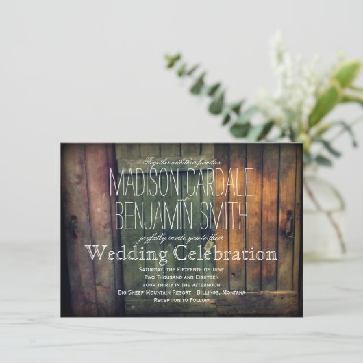 Oud Wooden Deuren Rustic Country Weddenschap Kaart (Staand voorkant)