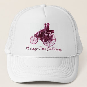 Oude autotentoonstelling, paars wit trucker pet