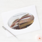 Oude boeken met bril ovale sticker (Envelop)