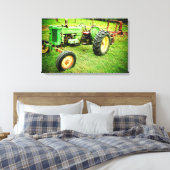 Oude boerderijen trekker op canvas (Insitu (Slaapkamer))