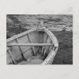 Oude boot in zwart-wit briefkaart