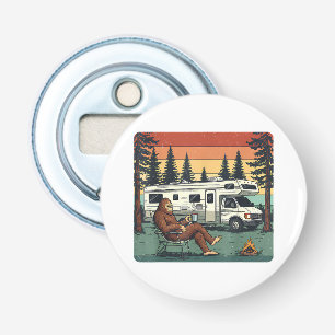 Oude Camping Caravan RV Bigfoot Avontuur Button Flesopener