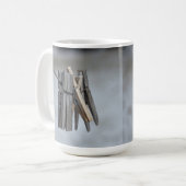 Oude doek pinnen winter is koude en rustige mok (Voorkant links)