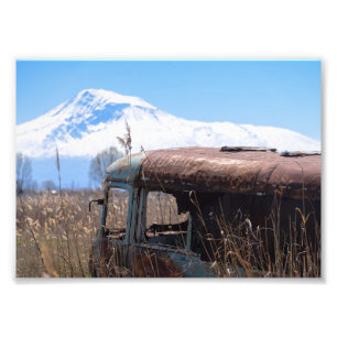 Oude en roestige bus met mt. Ararat Foto Afdruk