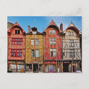 Oude gebouwen in het Briefkaart van Troyes France
