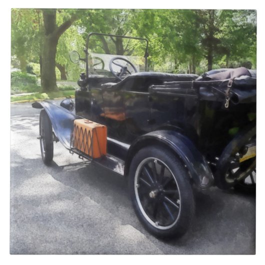 Oude gefaseerde auto met bagagerek" tegeltje (Voorkant)