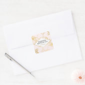 Oude gouden bloempatroon op roze designer vierkante sticker (Envelop)