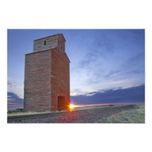 Oude graanschuur bij Collins Montana bij zonsopgan Foto Afdruk