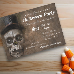 Oude griezelige Schedel Halloween Feest Kaart