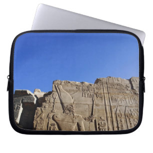 Oude hiërogliefen op muur, Tempel van Karnak, Laptop Sleeve