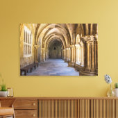 Oude Kathedraal kloostergang Canvas Afdruk (Insitu (Woonkamer))
