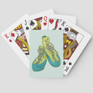 Oude klimschoenen rotsklimmen pokerkaarten