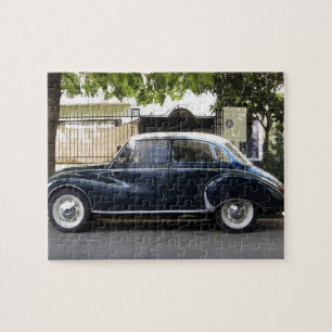 Oude maar zeer goed onderhouden Audi auto. Legpuzzel