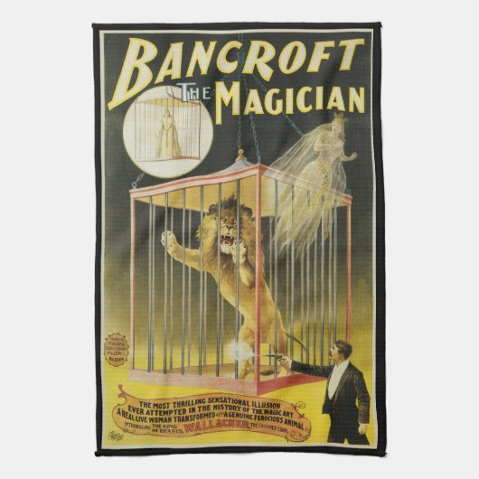 Oude Magie Poster, Magiër Bancroft en Leeuw Theedoek (Verticaal)