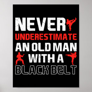 Oude man met zwarte band Karate Martial Arts Poster