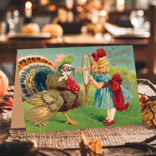 Oude meisje en kalkuun verkleden voor Thanksgiving Feestdagen Kaart